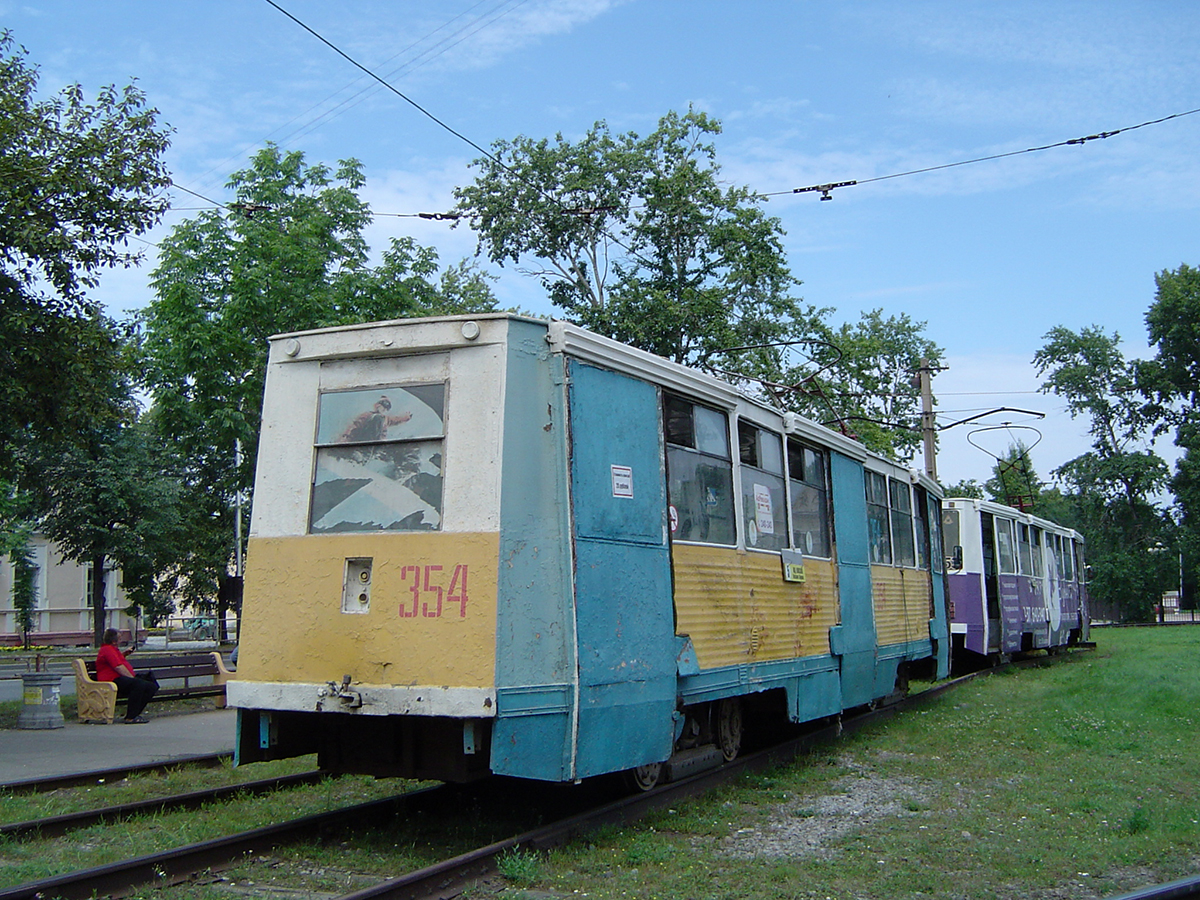 Хабаровск. 71-605 (КТМ-5) №353, 71-605 (КТМ-5) №354
