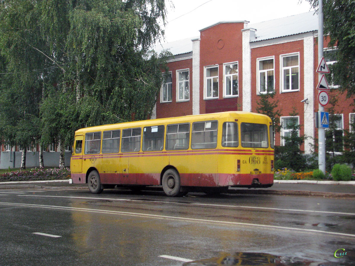 Ижевск. ЛиАЗ-677М еа068