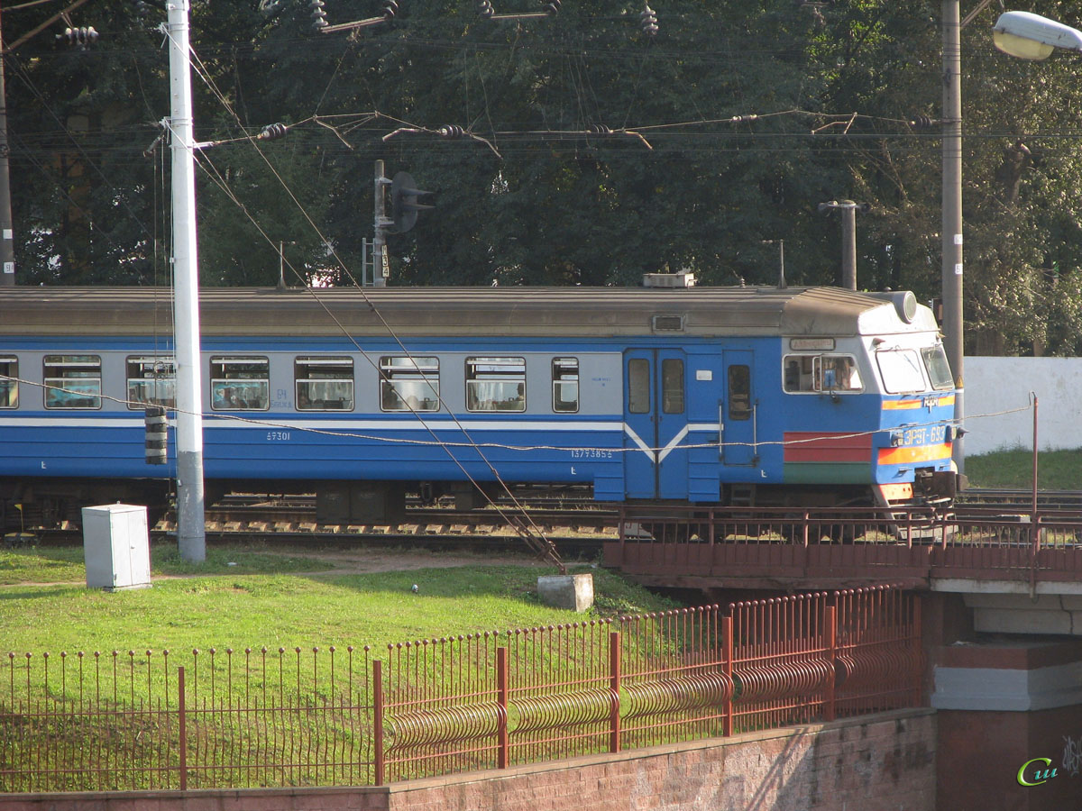 Минск. ЭР9Т-693