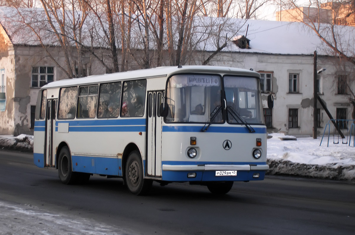 Курган. ЛАЗ-695Т р029вм