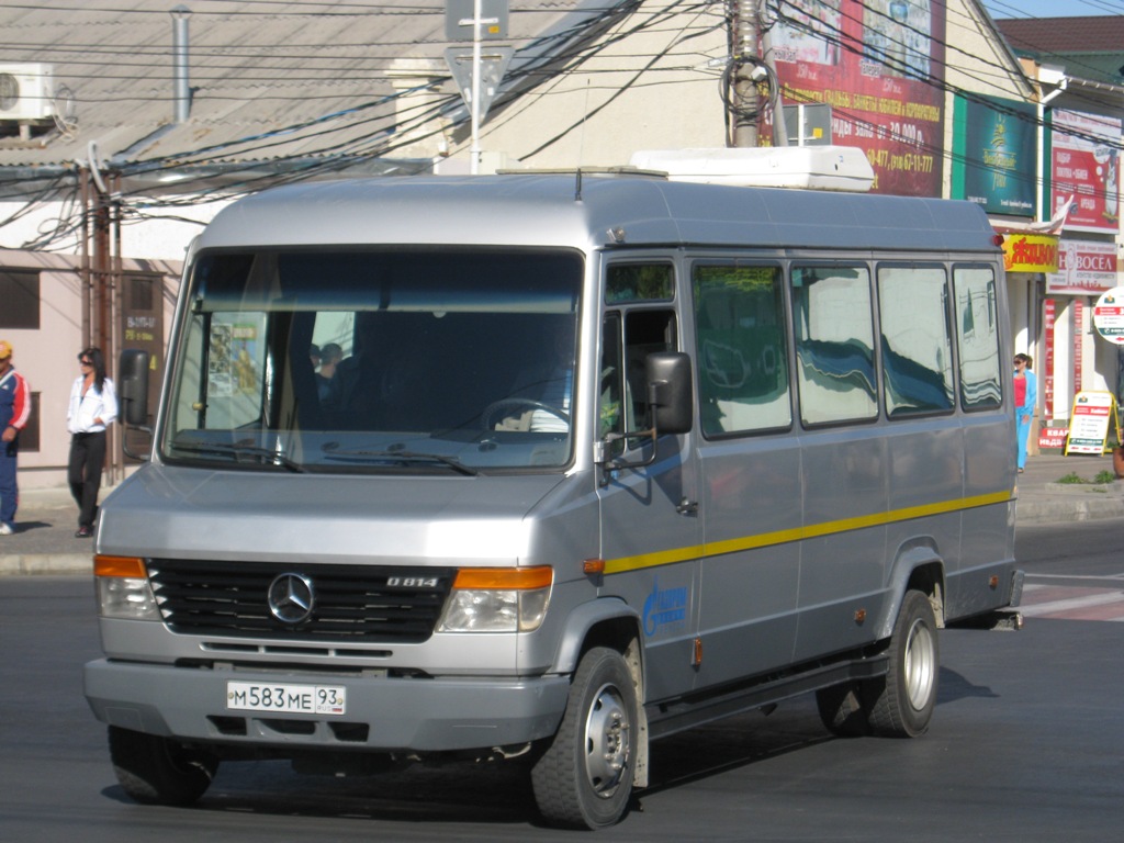 Анапа. Mercedes-Benz Vario O814 м583ме