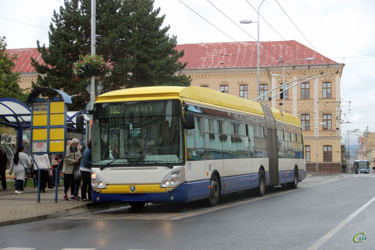 Теплице. Škoda 25Tr Irisbus №212