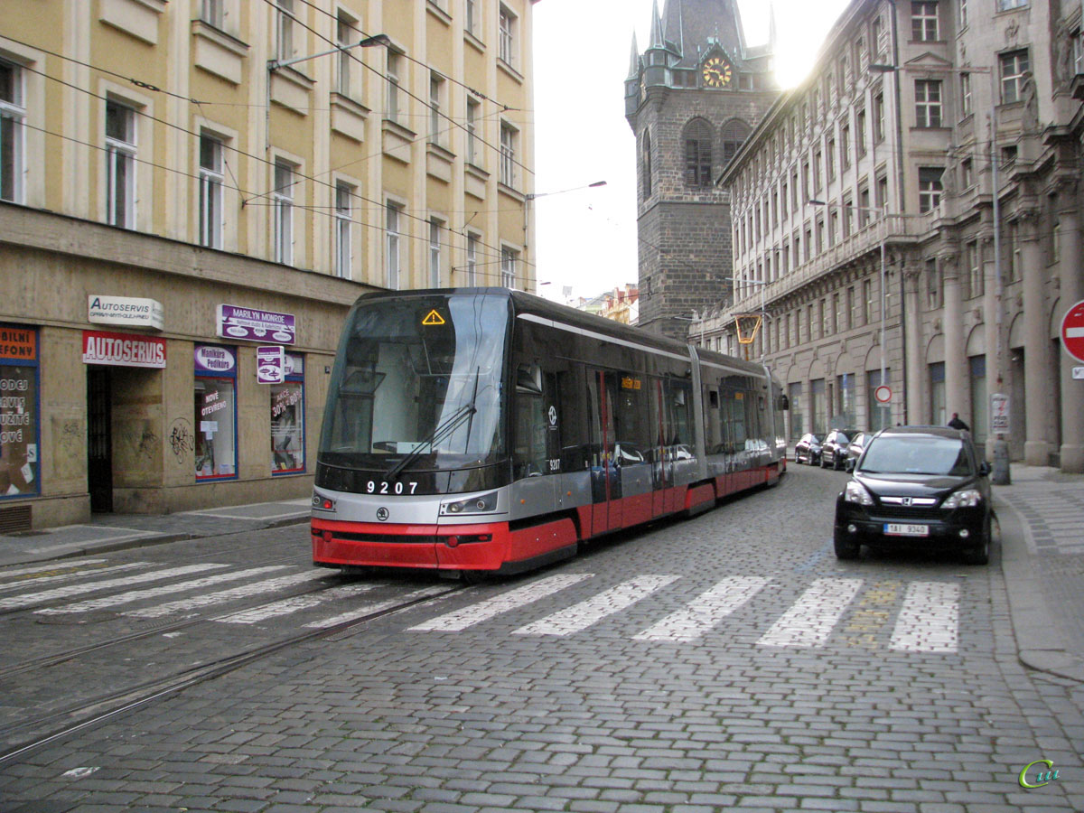 Прага. Škoda 15T №9207