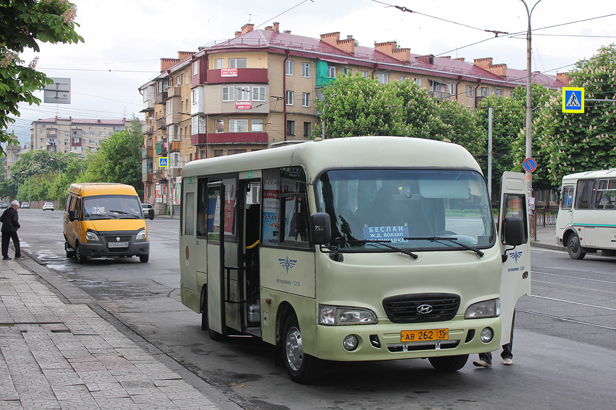 ГАЗель (все модификации) в754хм, Hyundai County SWB ав262 - Владикавказ -  Фото №113552 - Твой Транспорт