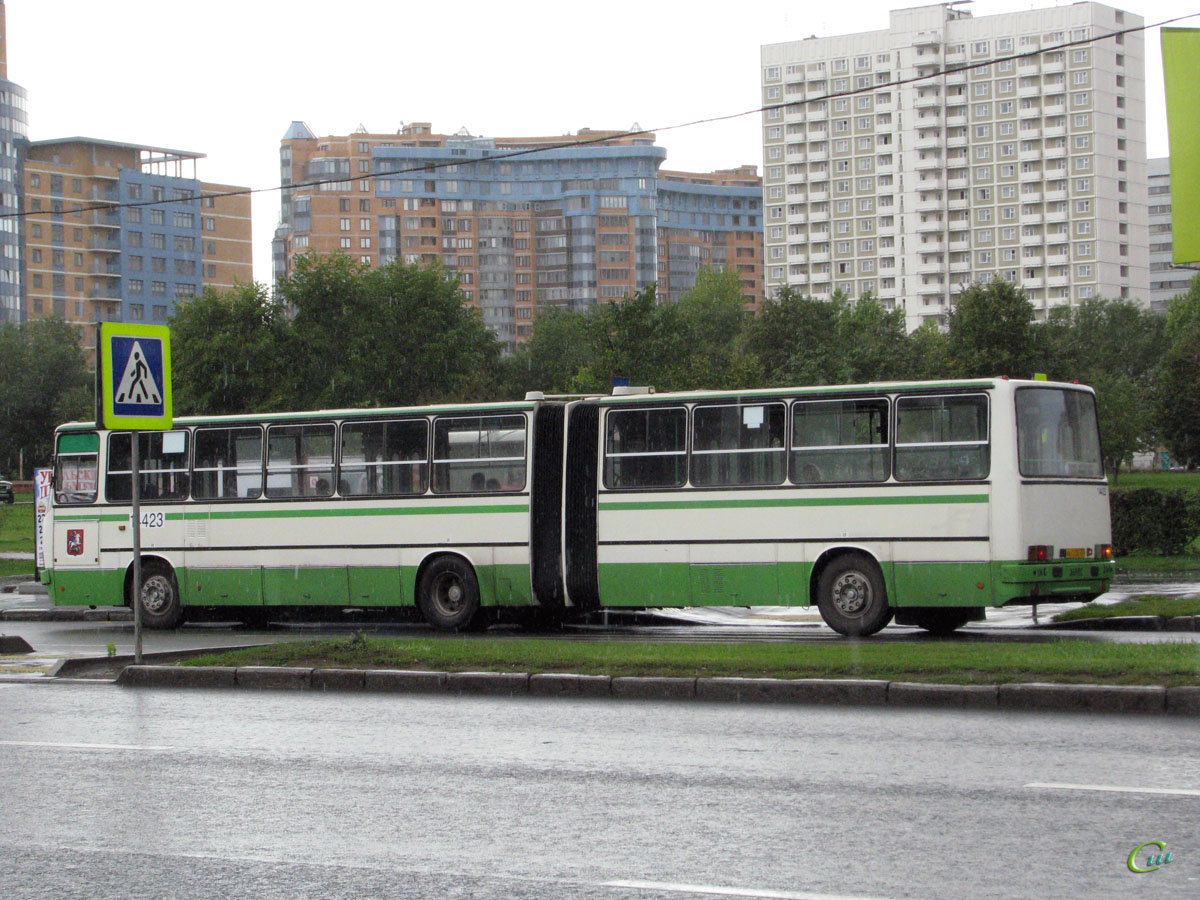 Москва. Ikarus 280.33M ак213