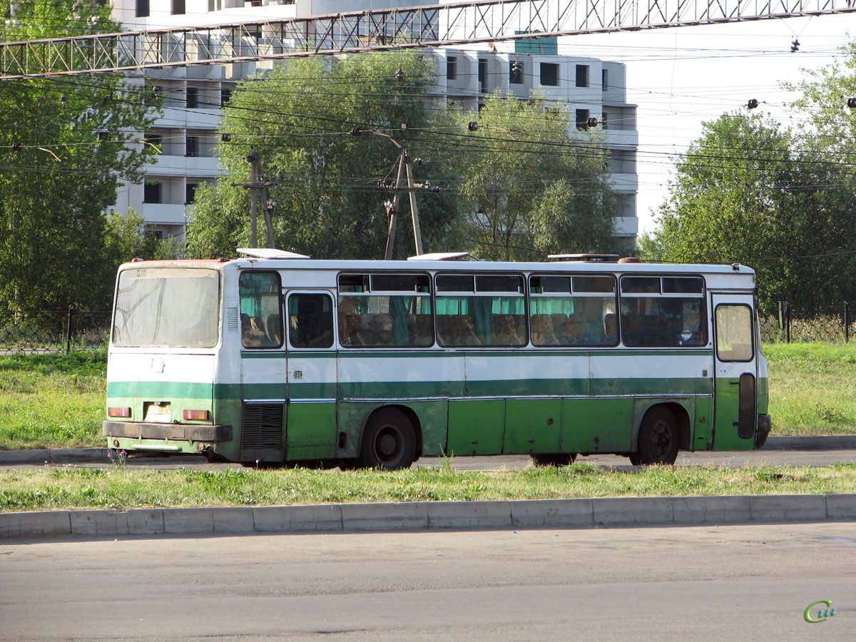 Великий Новгород. Ikarus 256 ав943