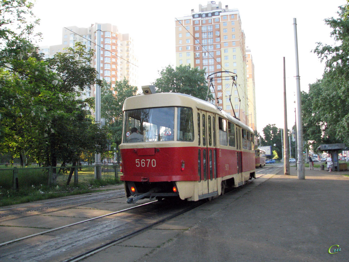Киев. Tatra T3SU №5670