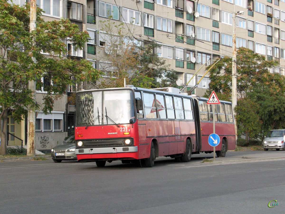 Будапешт. Ikarus 280.94 №231