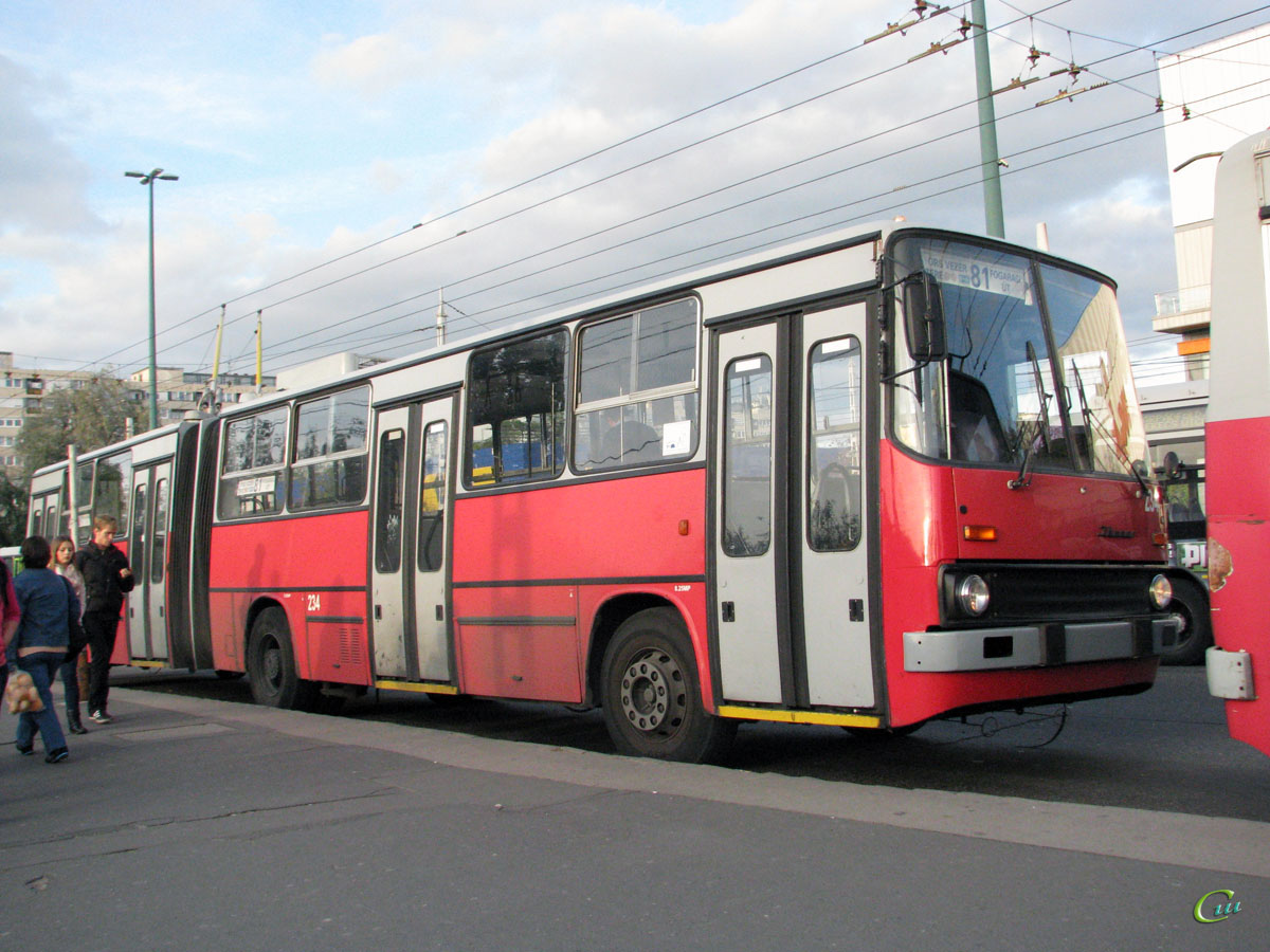 Будапешт. Ikarus 280.94 №234