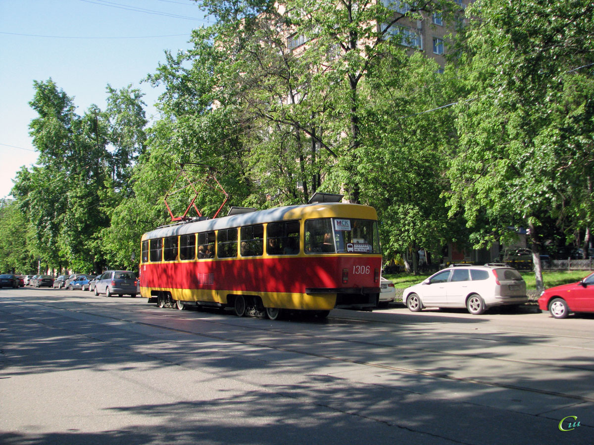 Москва. Tatra T3 (МТТД) №1306