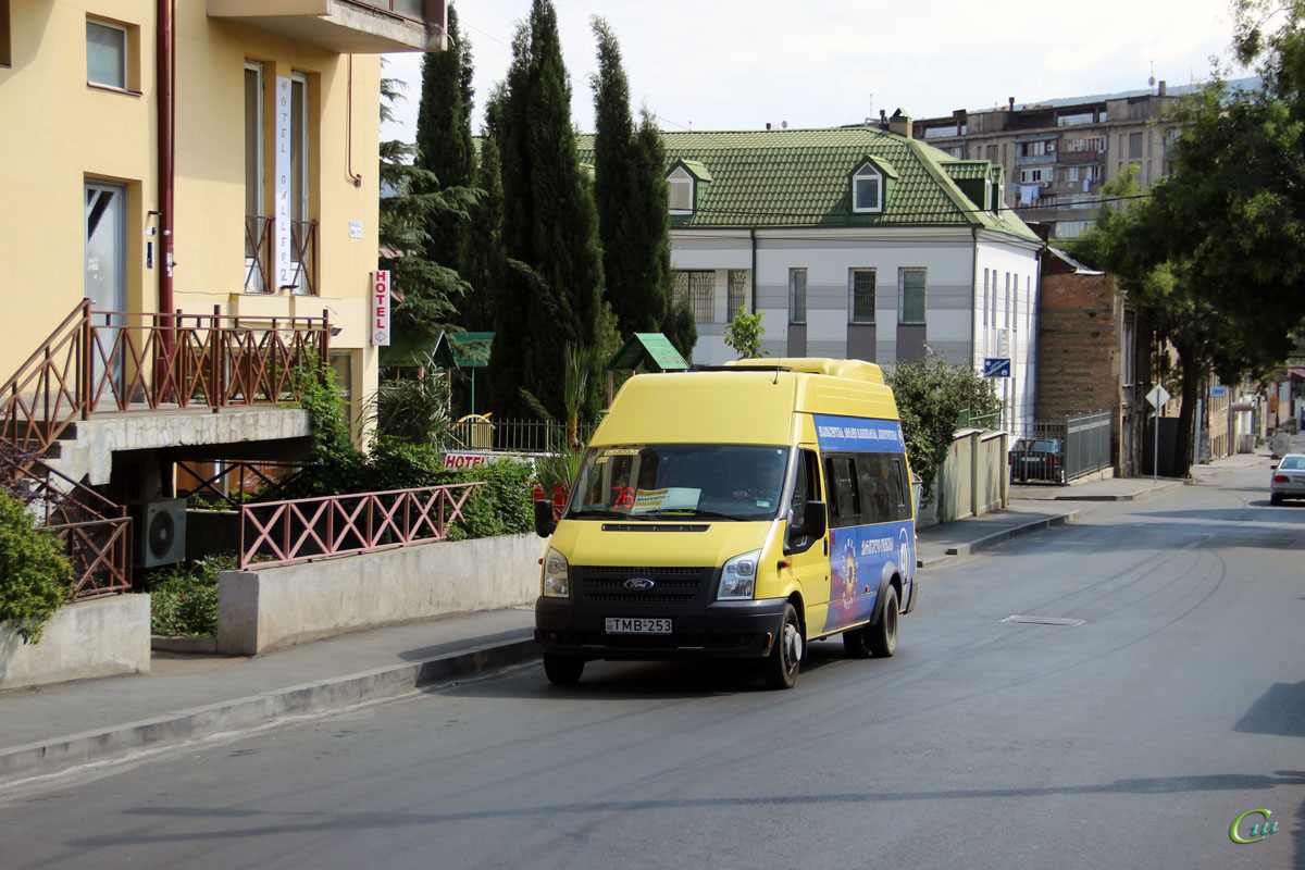 Тбилиси. Avestark (Ford Transit) TMB-253