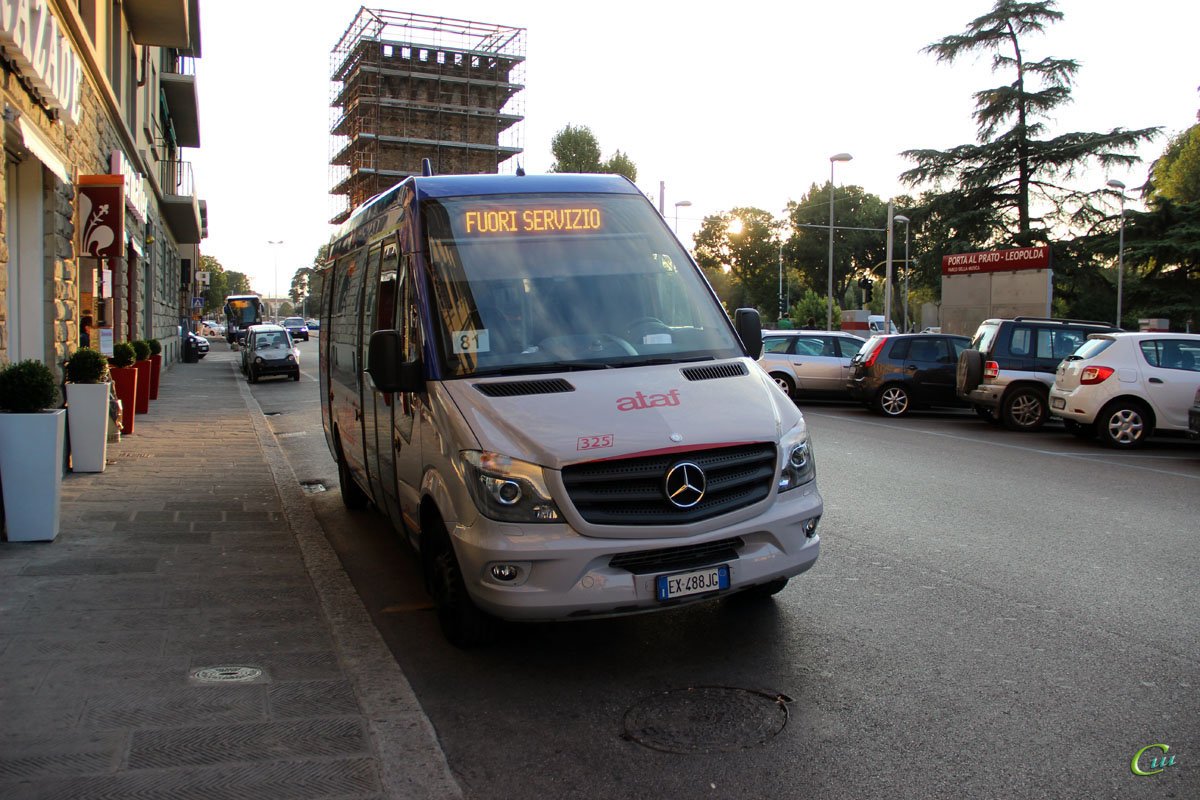 Флоренция. Mercedes-Benz Sprinter City EX 488JG