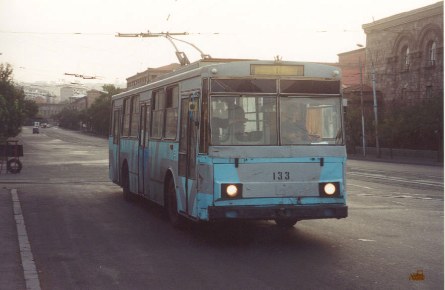 Ереван. Škoda 14Tr №133