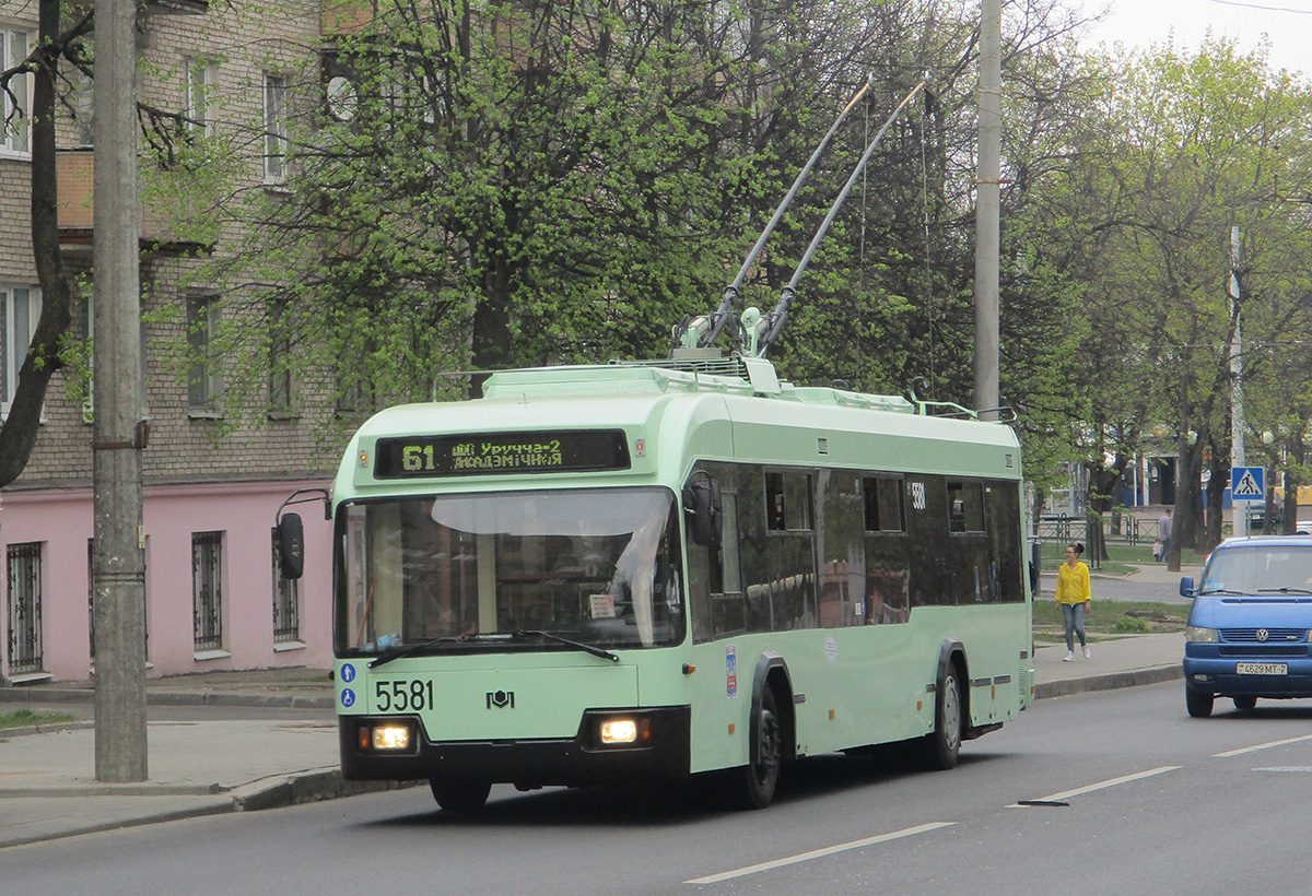 Минск. АКСМ-32102 №5581