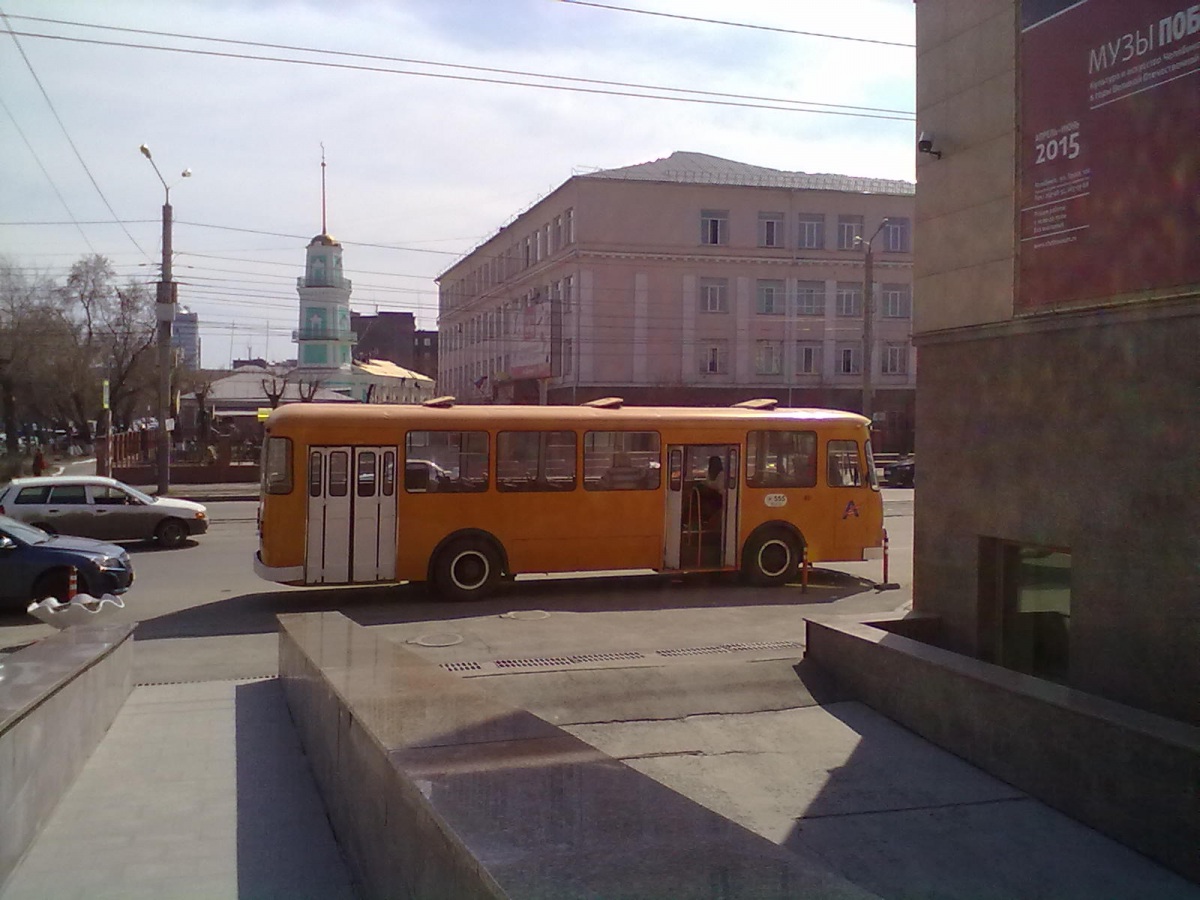 Челябинск. ЛиАЗ-677Г в608ст