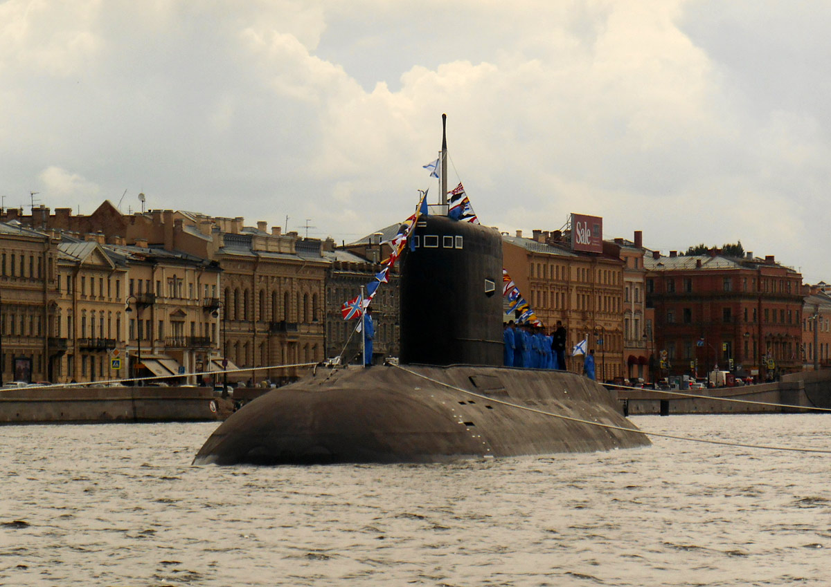 Санкт-Петербург. Дизель-электрическая подводная лодка Б-227 «Выборг» проекта 877 «Палтус»
