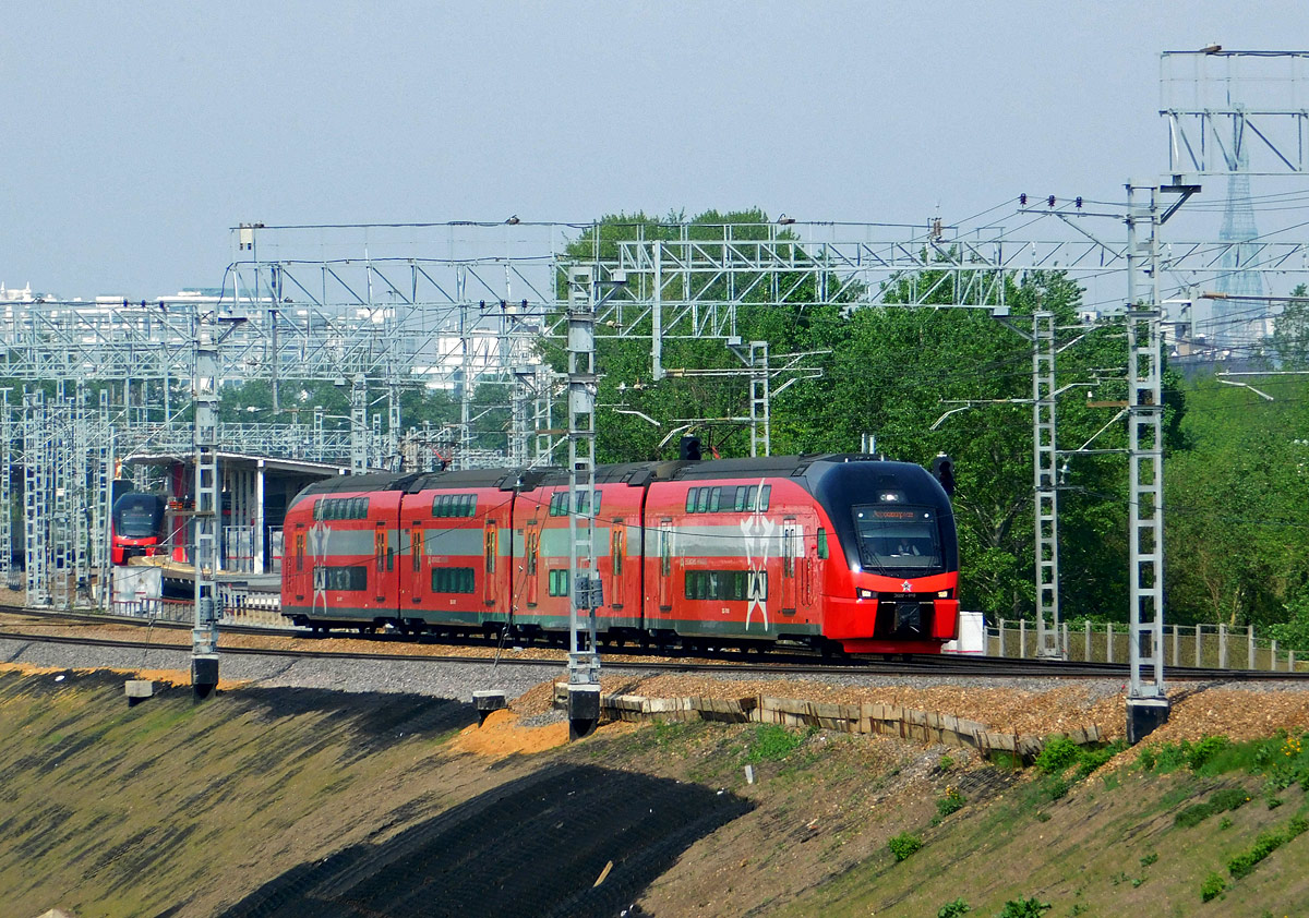 Москва. ЭШ2-004