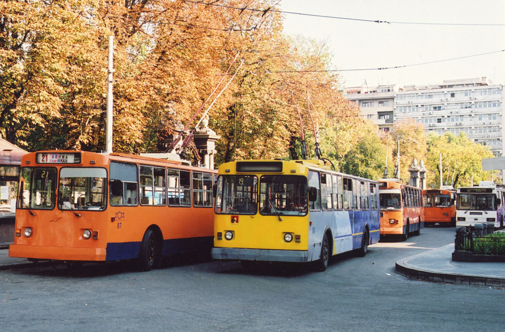 Белград. ЗиУ-682УГ №85, ЗиУ-682УГ №87