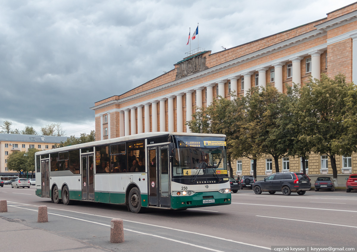 Автобусы великий