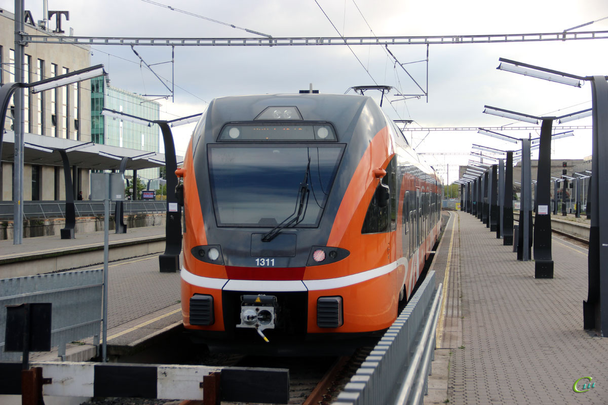 Таллин. Stadler FLIRT (EMU) № 1311