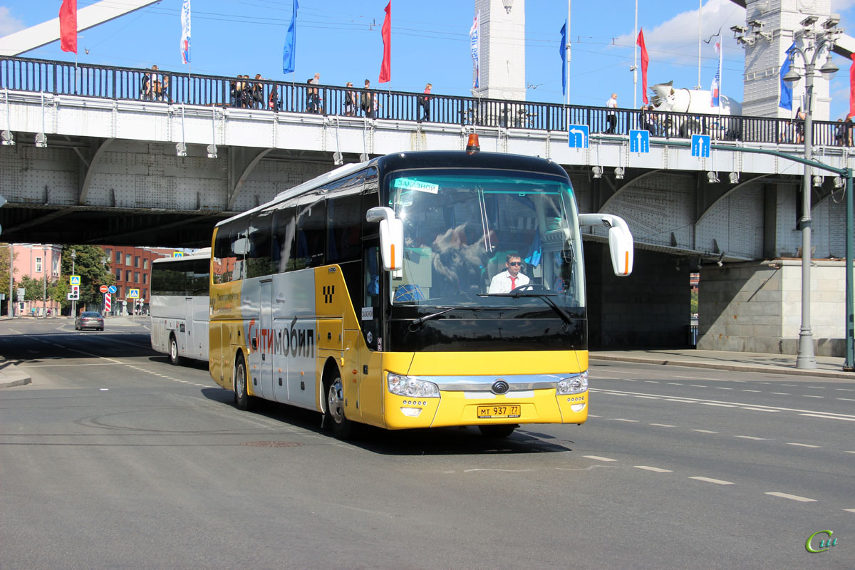 Москва. Yutong ZK6122H9 мт937