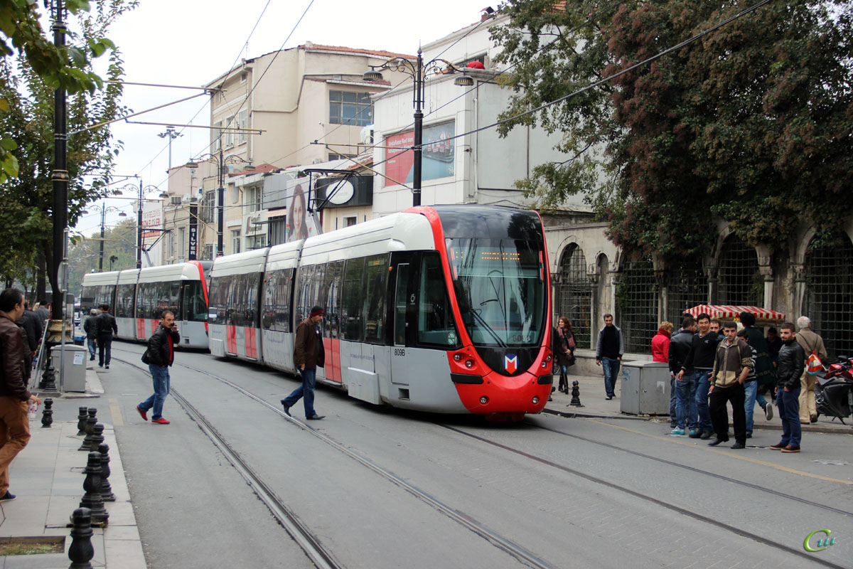 Стамбул. Alstom Citadis 301 №805, Alstom Citadis 301 №809