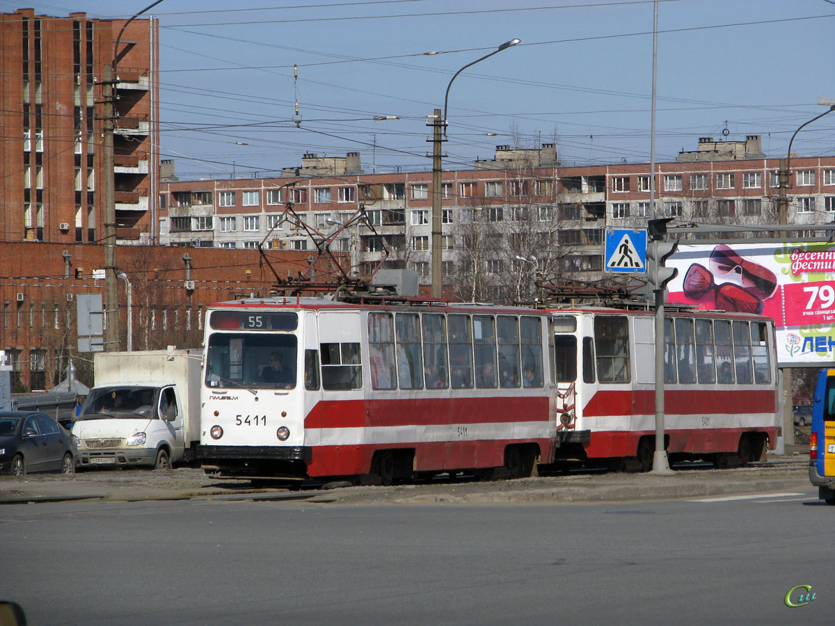 Санкт-Петербург. ЛМ-68М №5421, ЛМ-68М №5411