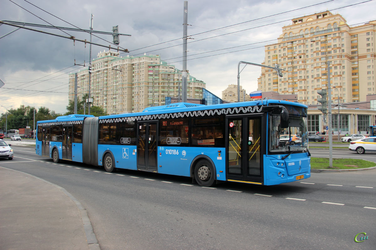 Москва. ЛиАЗ-6213.65 оо188