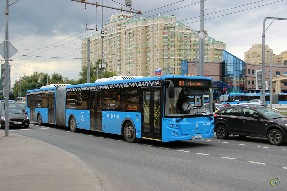Москва. ЛиАЗ-6213.65 в524ха