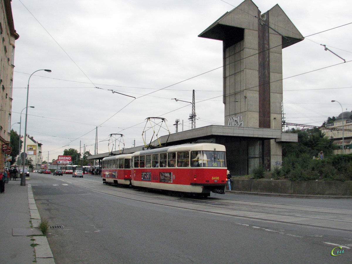Прага. Tatra T3R.P №8498