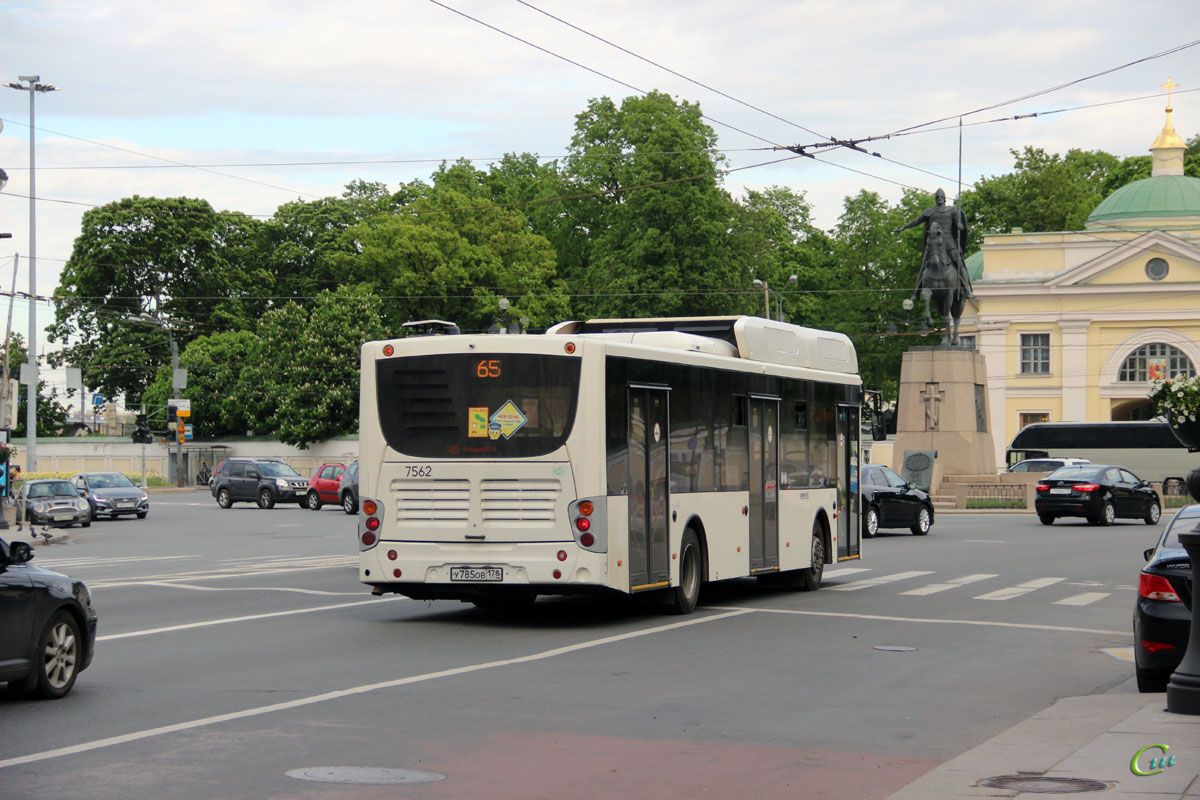 Санкт-Петербург. Volgabus-5270.G2 (CNG) у785ов