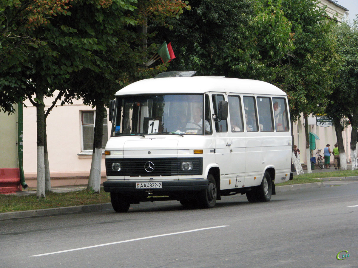 Орша. Mercedes-Benz O309 AA4832-2