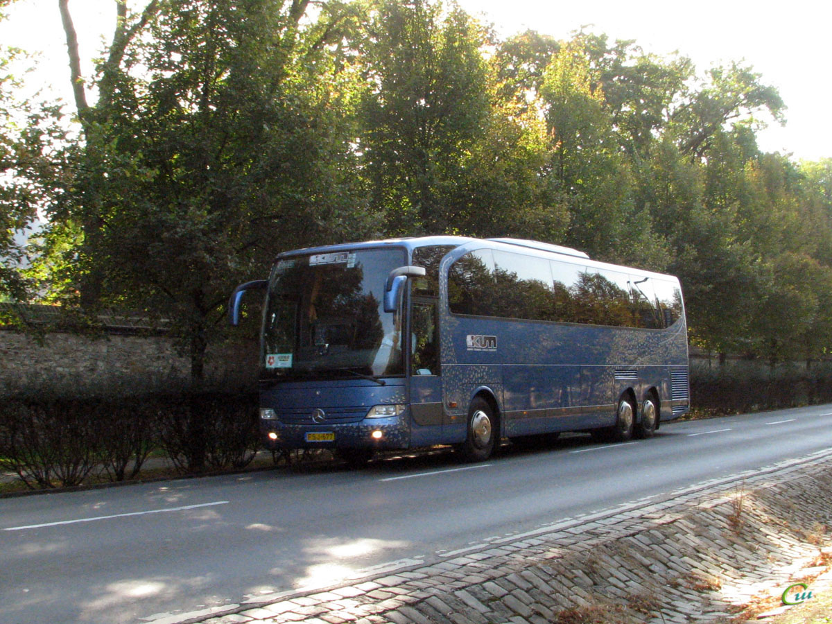 Прага. Mercedes-Benz O580 Travego FSJ-677