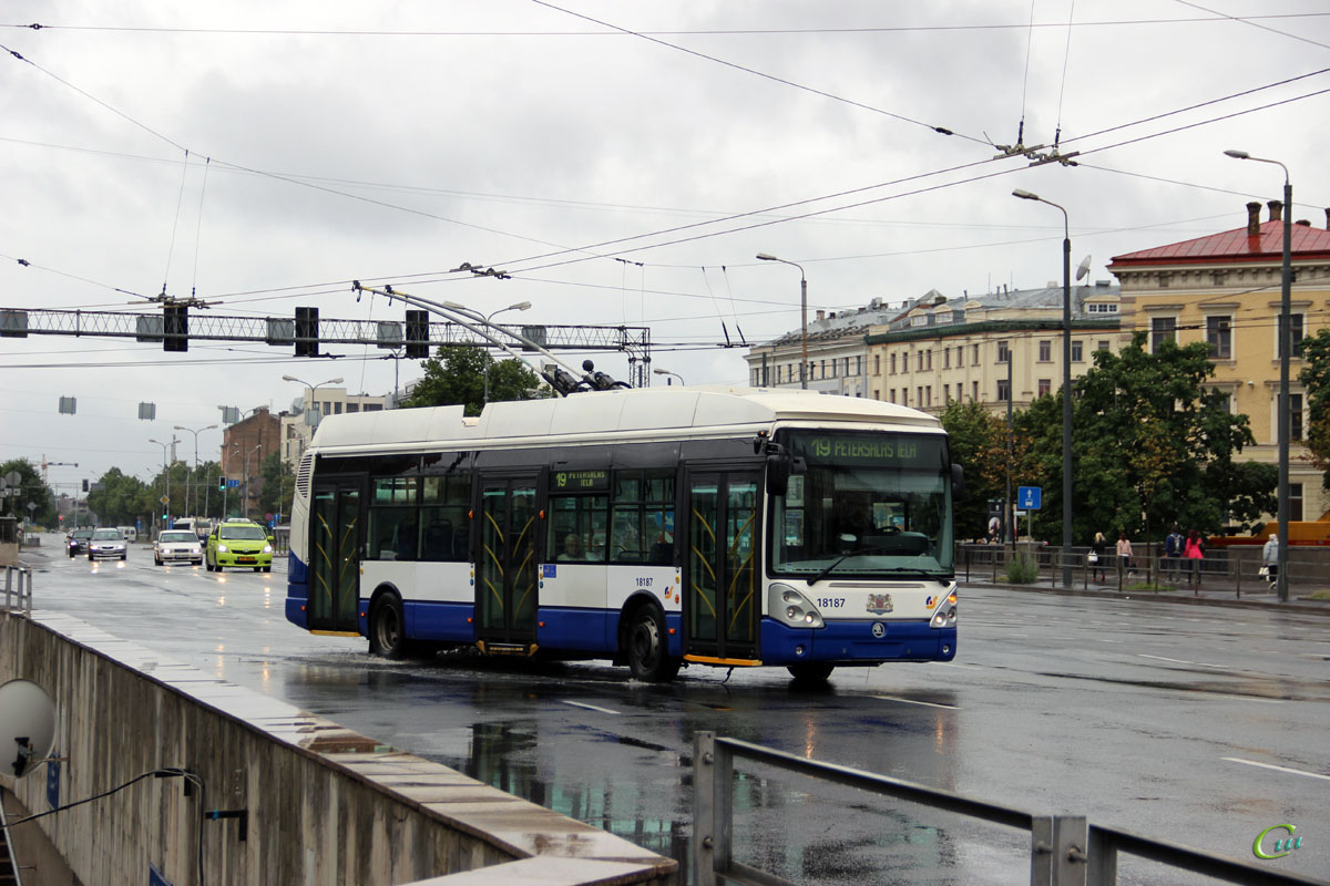 Рига. Škoda 24Tr Irisbus Citelis №18187