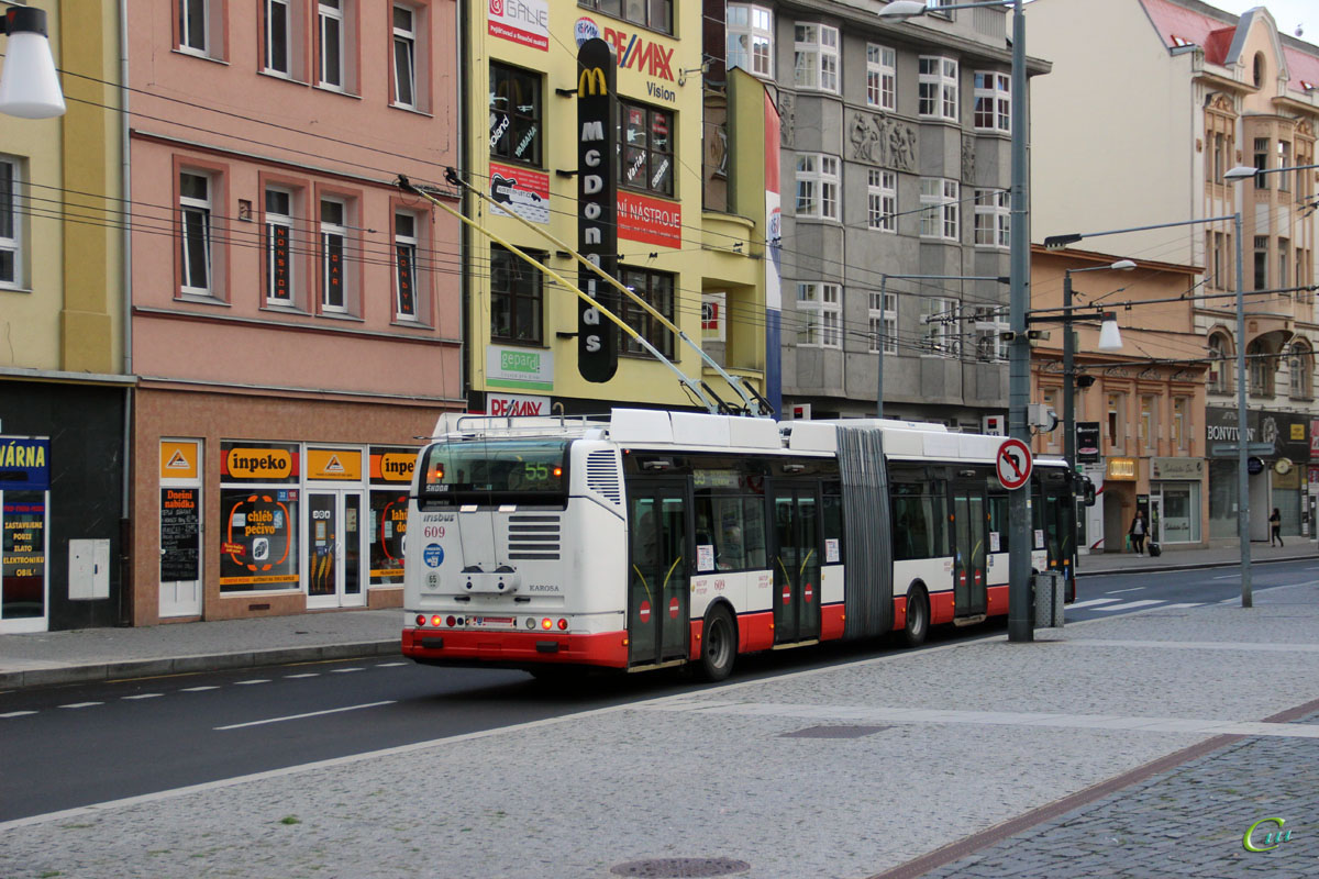Усти-над-Лабем. Škoda 25Tr Irisbus №609