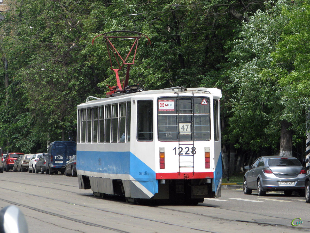 Москва. 71-608КМ (КТМ-8М) №1228