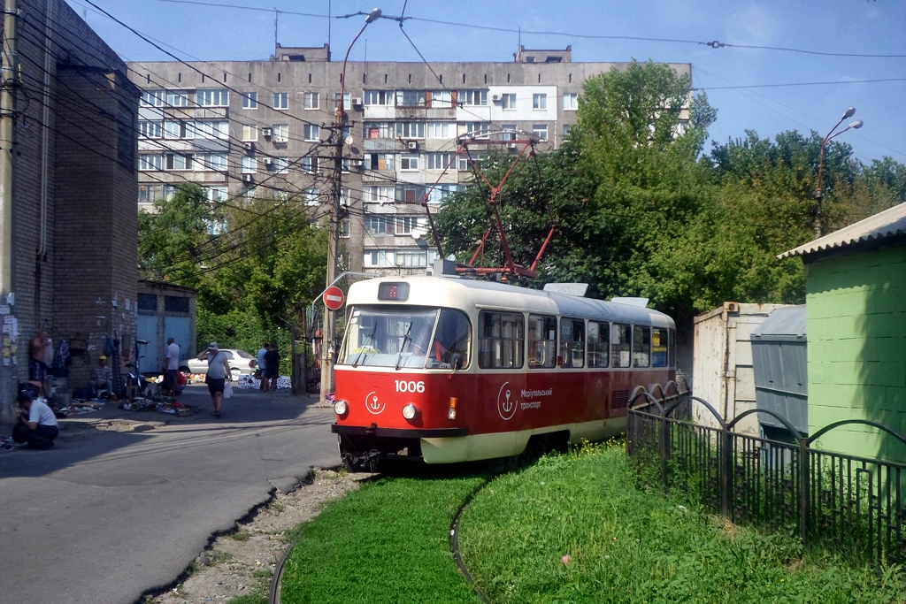 Трамвай в мариуполе фото