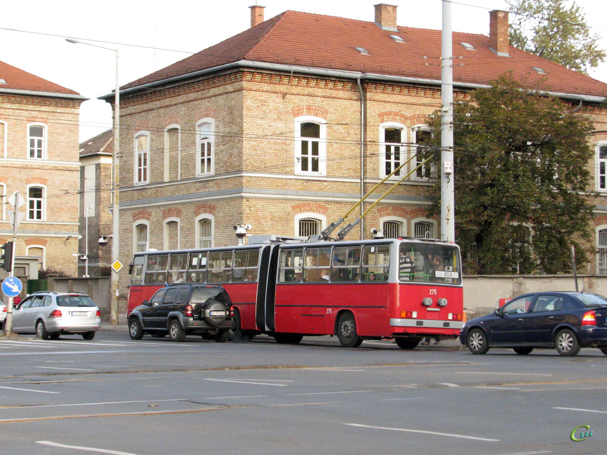 Будапешт. Ikarus 280.94 №275