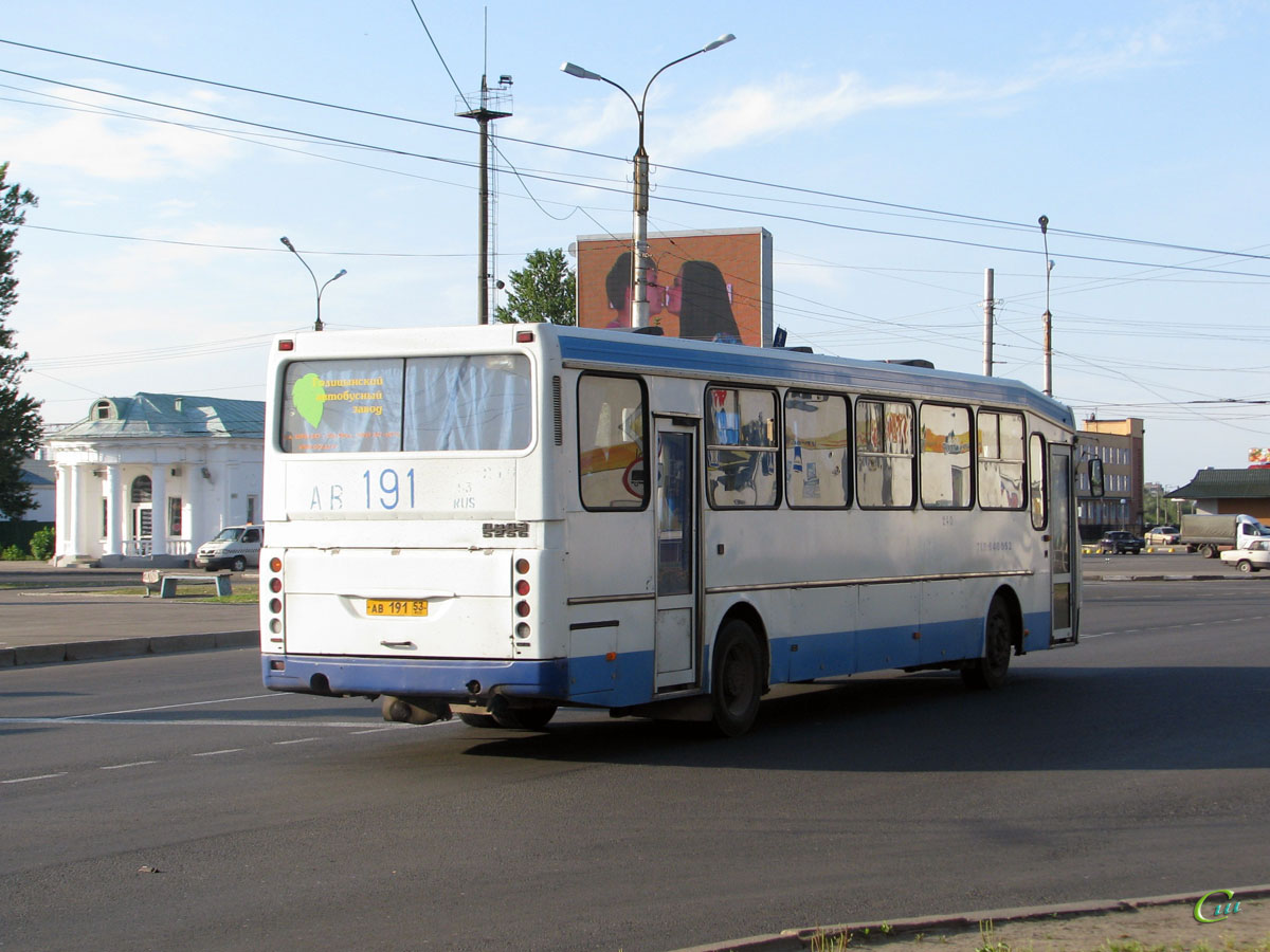 Великий Новгород. ГолАЗ-5256R ав191