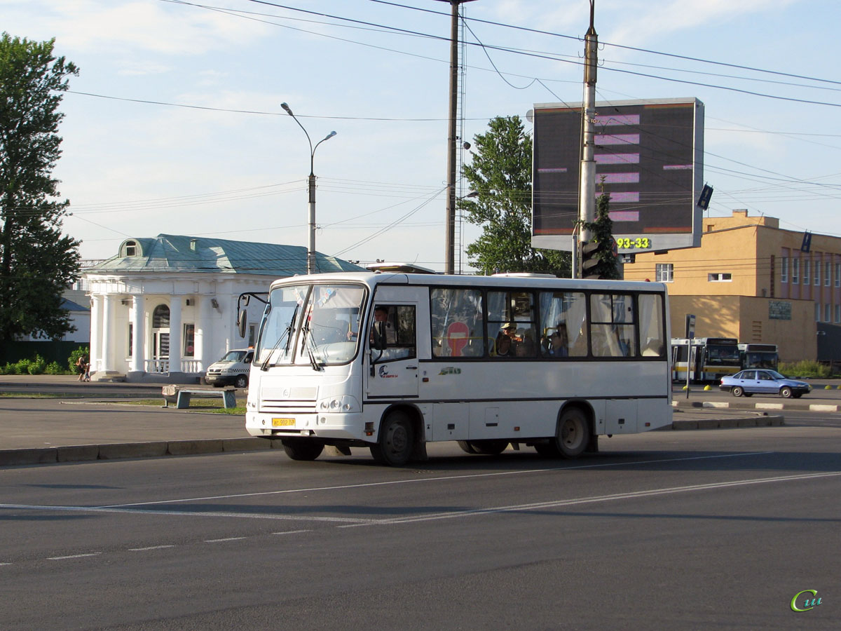 Великий Новгород. ПАЗ-320402-03 ас902