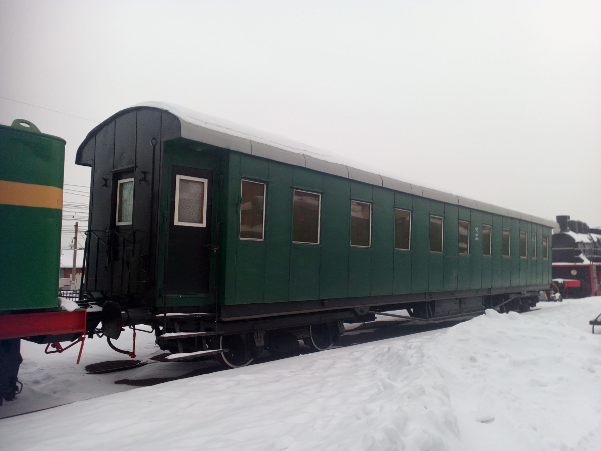 Челябинск. Четырёхосный пассажирский вагон