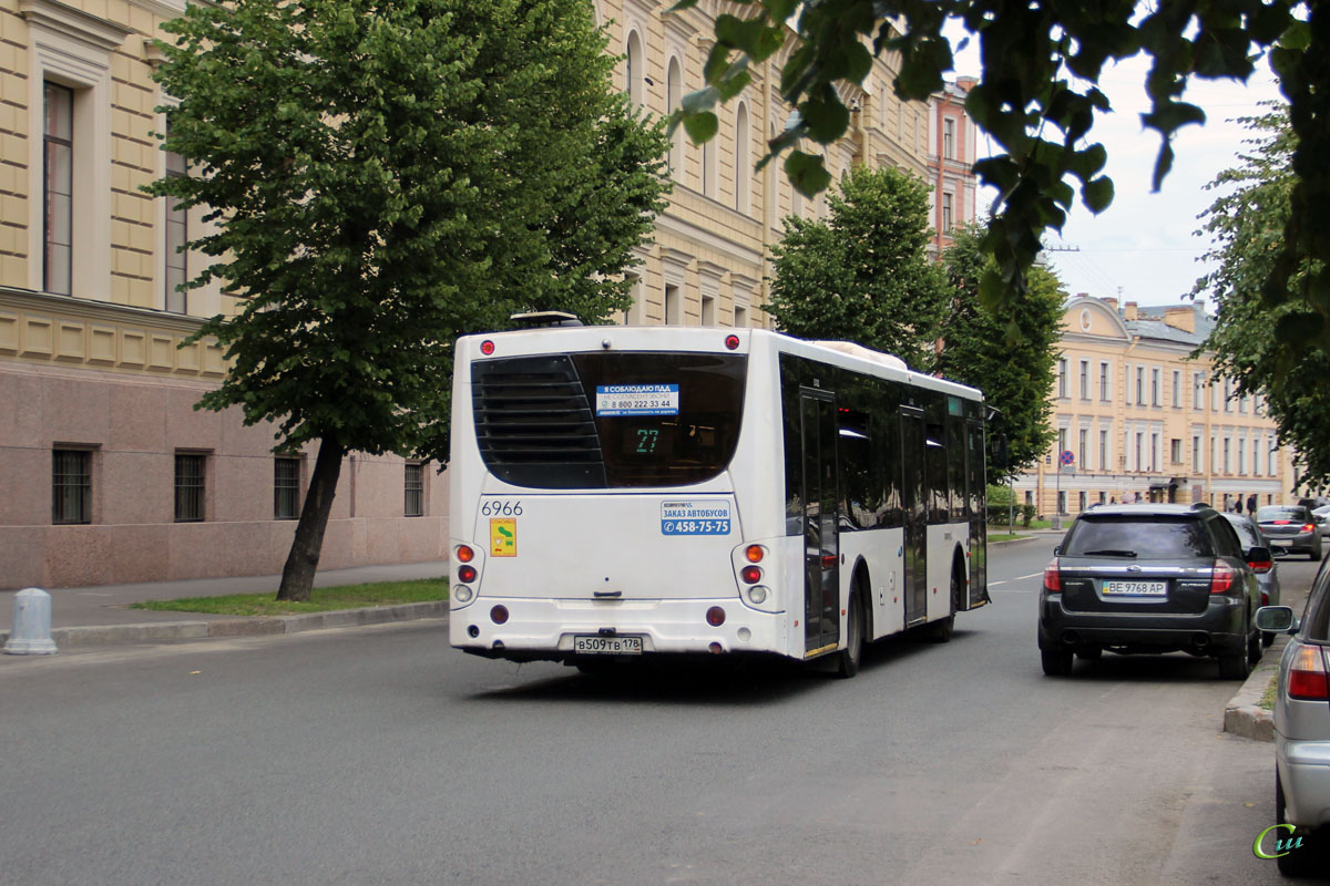 Санкт-Петербург. Volgabus-5270.05 в509тв