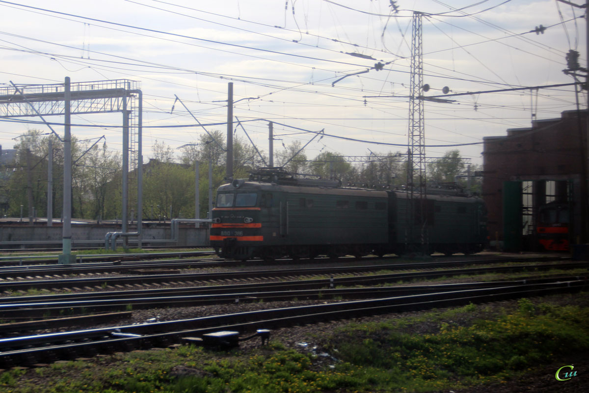 Москва. ВЛ10-386