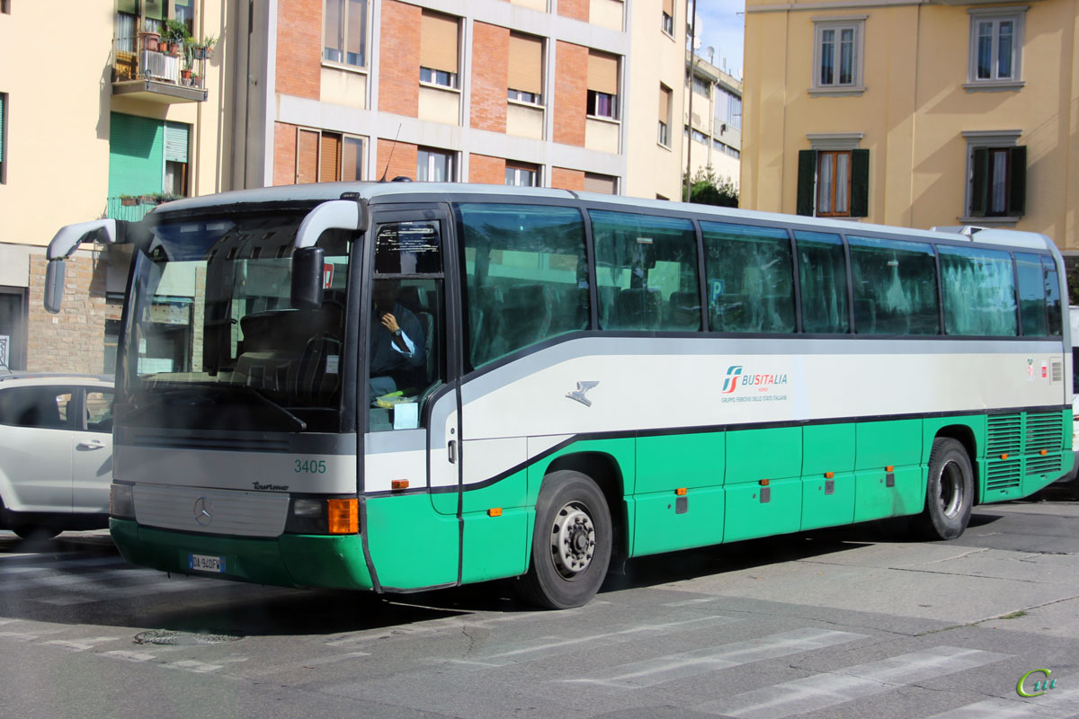 Флоренция. Mercedes-Benz O350 Tourismo DA 940FW