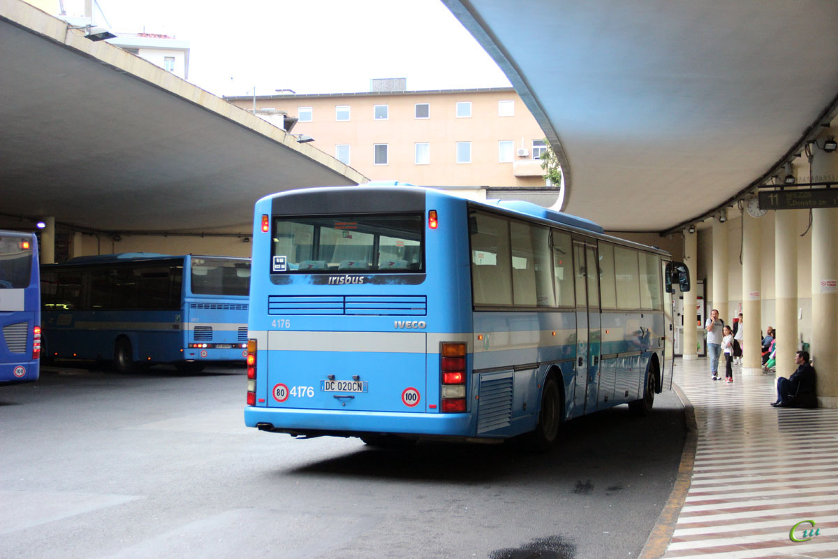 Флоренция. Irisbus Axer 12M DC 020CN