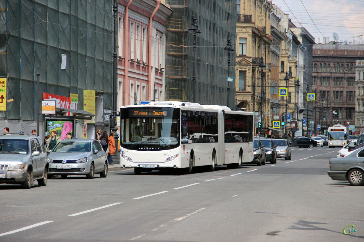 Санкт-Петербург. Volgabus-6271.05 у381хв