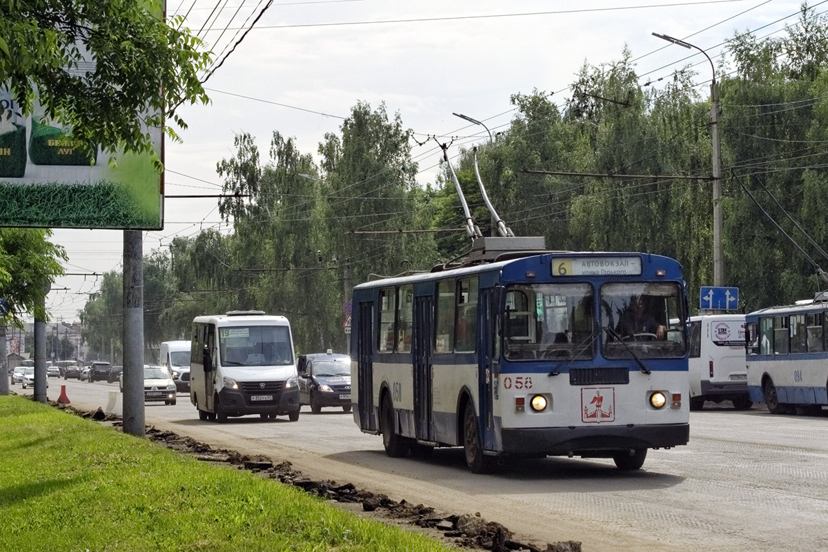 ЗиУ-682Г-016 (ЗиУ-682Г0М) №058, ГАЗ-A63R42 ГАЗель Next р352рх - Орёл - Фото  №139862 - Твой Транспорт