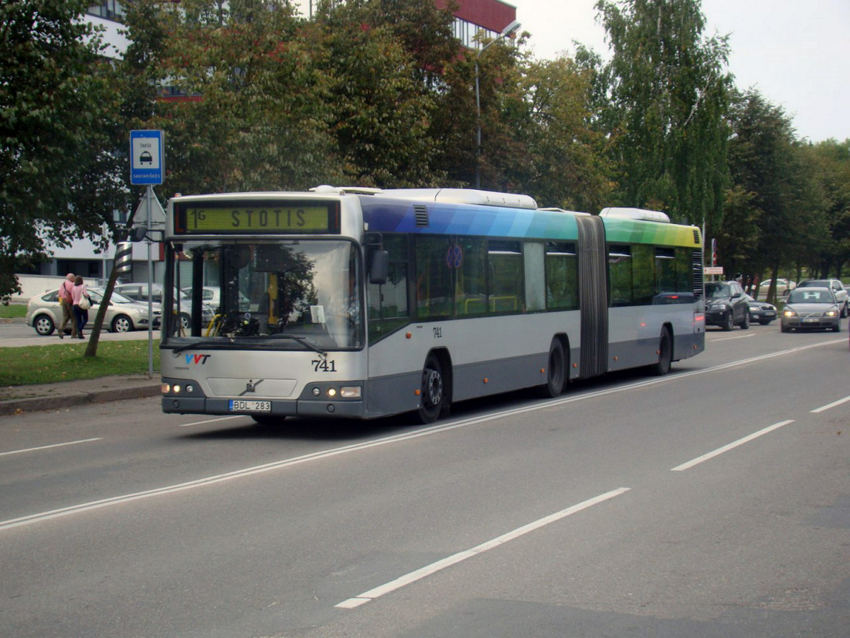 Вильнюс. Volvo 7700A BDL 283