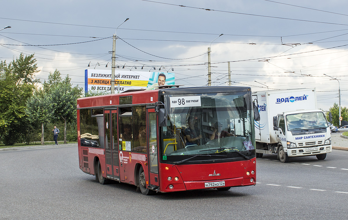 Маршрут 98. МАЗ-206 автобус Красноярск. МАЗ 206 Красноярск. Автобус МАЗ-206 067. Автобус 98 Красноярск.