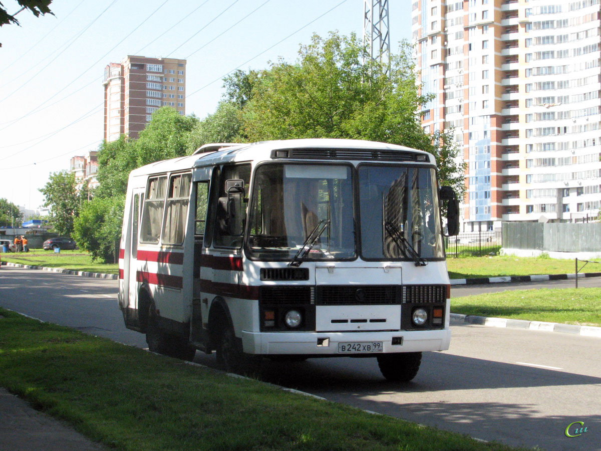 Москва. ПАЗ-32051-110 в242хв